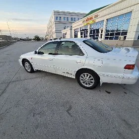 Toyota Camry 1998