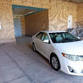 Toyota Camry 2012