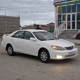 Toyota Camry 2004