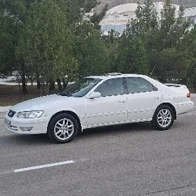 Toyota Camry 2001