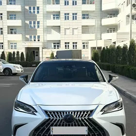 Lexus ES 350 2020
