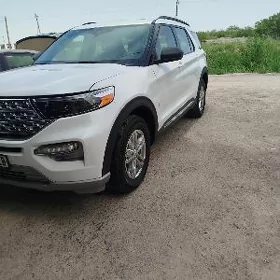Ford Explorer 2021