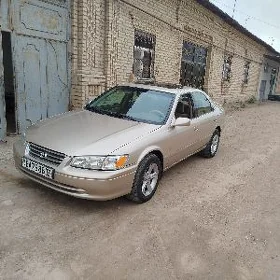 Toyota Camry 1999