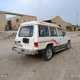 Mitsubishi Pajero 1998