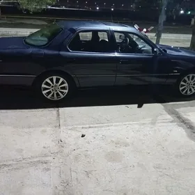 Lexus LS 1995