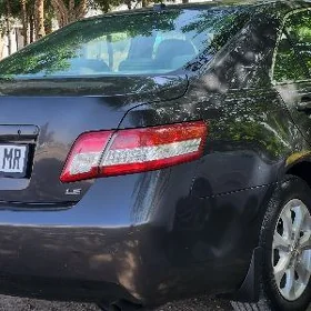 Toyota Camry 2010