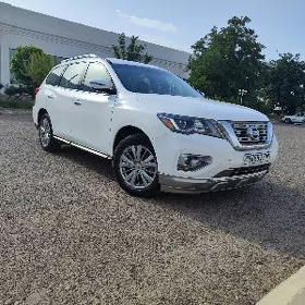 Nissan Pathfinder 2020