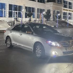Toyota Camry 2010