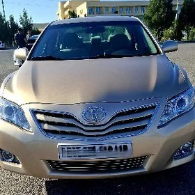 Toyota Camry 2011