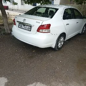 Toyota Yaris 2006