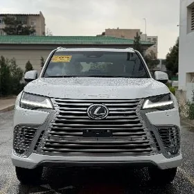 Lexus LX 700h 2025