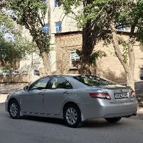 Toyota Camry 2011
