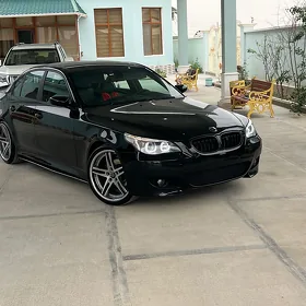 BMW E60 2003
