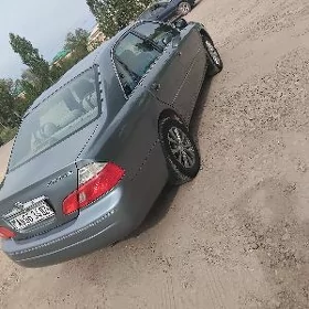Toyota Avalon 2003