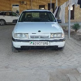 Opel Vectra 1990