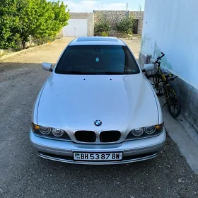 BMW 528 2000
