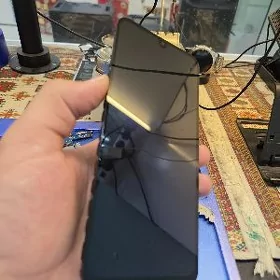 Samsung A17 ekran morda