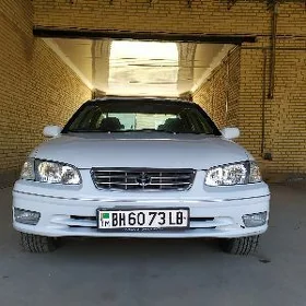 Toyota Camry 1999
