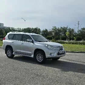 Toyota Land Cruiser Prado 2011