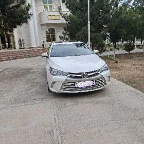 Toyota Camry 2016