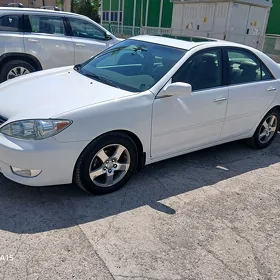 Toyota Camry 2005