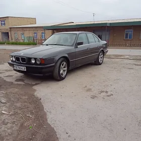 BMW E34 1990