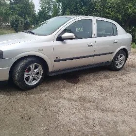 Opel Astra 2003