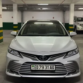 Toyota Camry 2024