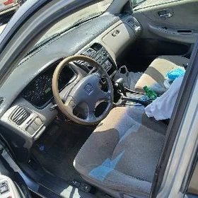 Honda Accord 2001
