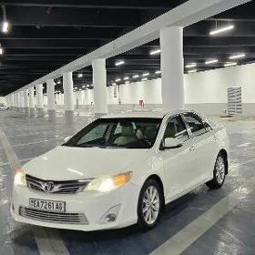 Toyota Camry 2012