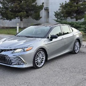Toyota Camry 2020
