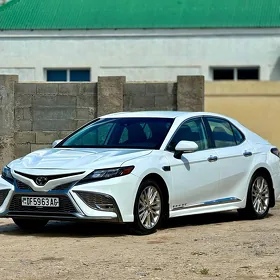 Toyota Camry 2022