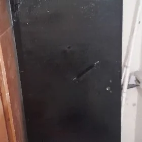Железный входной дверь