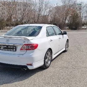 Toyota Corolla 2011