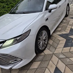 Toyota Camry 2018