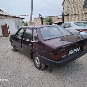 Lada 21099 2002