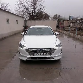 Hyundai Sonata 2021