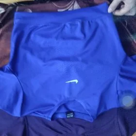top futbolka nike