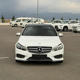 Mercedes-Benz 300E 2015