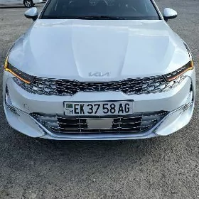 Kia K5 2021