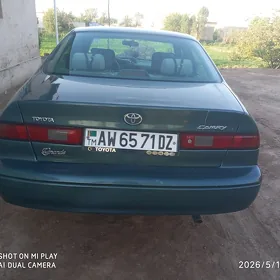 Toyota Camry 1999