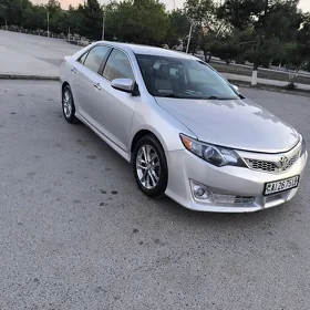 Toyota Camry 2013