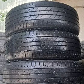 235 55 20 dunlop