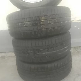 215/50/17