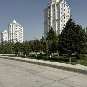 Подвойск  Балшекер  3 ком 8 эт
