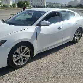 Nissan Maxima 2019