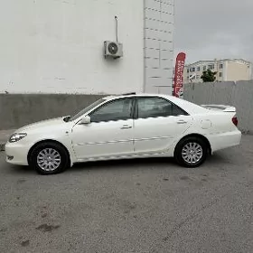 Toyota Camry 2005