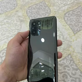 poco f3