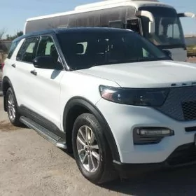 Ford Explorer 2022
