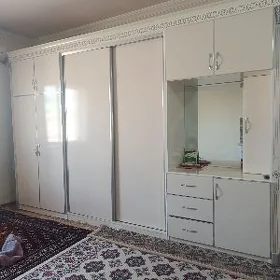 şkaf